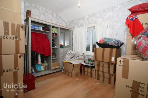 15 Avon Green, Fleetwood, FY7 7JE