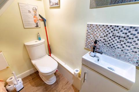 130 Bawtry Road, Harworth, Doncaster, DN11 8NS
