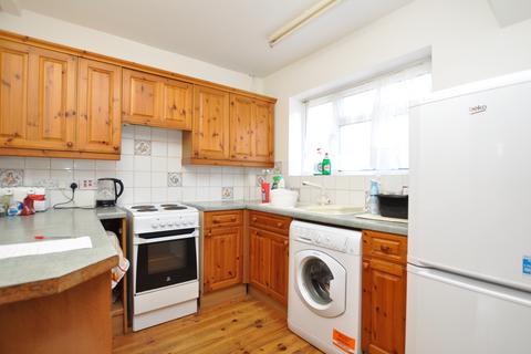 4 bedroom semi-detached house to rent, Southway, Guildford, Surrey, GU2