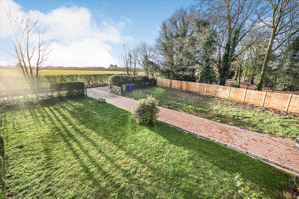 New Farm Cottage, St. Lane, Lincoln 3 bed semidetached house