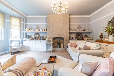31 Crebor Street, East Dulwich, London, SE22 0HF