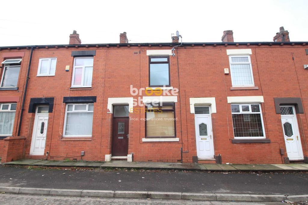 Burnley Lane, Chadderton 2 bed terraced house £775 pcm (£179 pw)