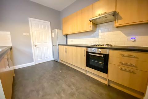 3 bedroom terraced house to rent, Kensington Avenue, Manchester, M14