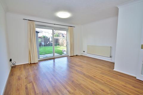 2 bedroom end of terrace house to rent, Priestly Gardens, Woking, Surrey, GU22