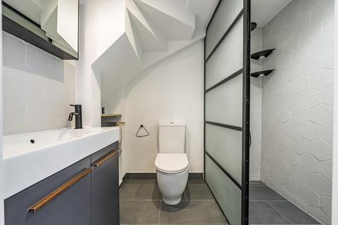 2 bedroom flat for sale, Rommany Road, West Norwood