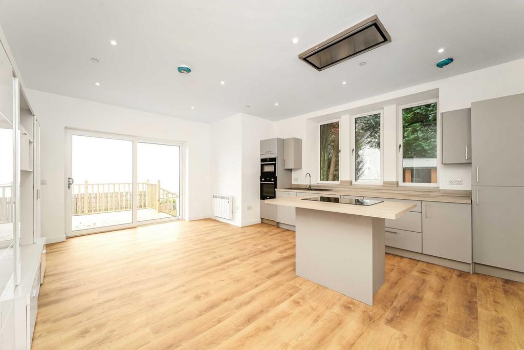 Apt 1, Woodside, Law View Road, Quarrier`s Village 2 bed apartment for