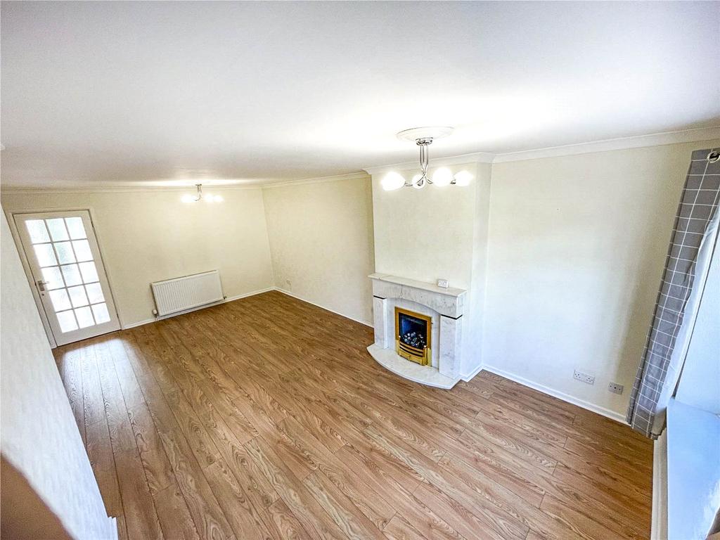 Eaton Mews, Handbridge, Chester, CH4 3 bed terraced house £1,100 pcm