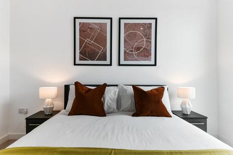2 bedroom apartment to rent, Carrick House, Royal Wharf, London, E16