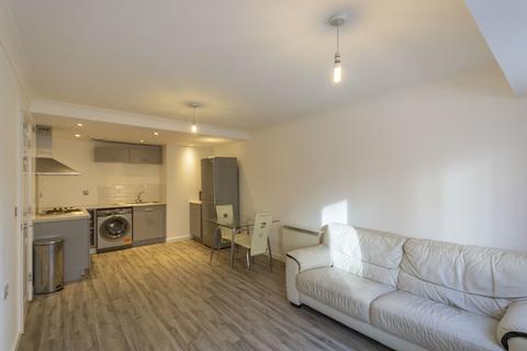 2 bedroom apartment to rent - Rea House, Bradford Street, Digbeth, B12