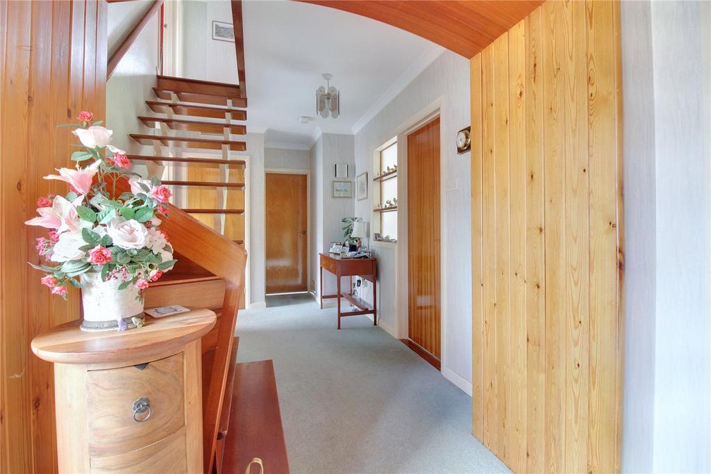 Brettingham Avenue, Cringleford... 5 bed detached house £550,000