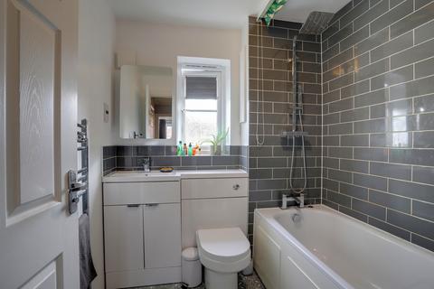 36 Brooks Warren, Cranbrook, Exeter, EX5 7AJ