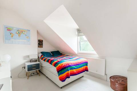 3 bedroom maisonette for sale - Askew Road, Shepherd's Bush, London, W12