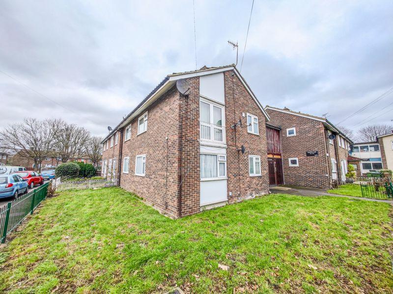 Panfield Road, Abbey Wood 2 bed flat £240,000