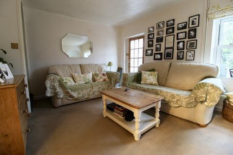 3 bedroom semi-detached house for sale - Buckingham Road, Brackley