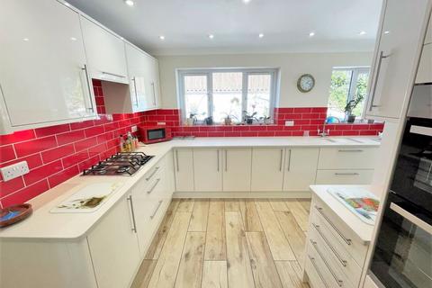 4 Coppice Gardens, Lanner Moor, Redruth, TR16 6BY