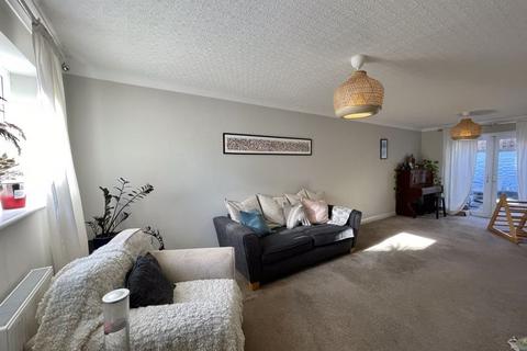 4 Coppice Gardens, Lanner Moor, Redruth, TR16 6BY