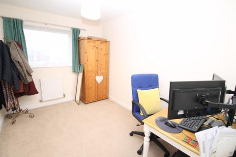 Flat 5, 4 Defiant Close, Hawkinge, Folkestone, CT18 7SU
