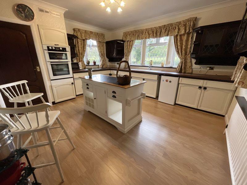 Mount Road, Stone 3 bed semidetached house £450,000