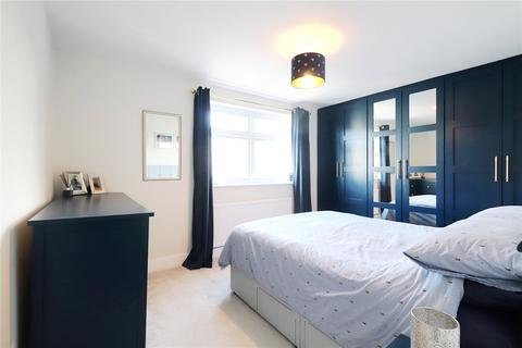 17 Ash Road, Hawley, Dartford, DA2 7SB