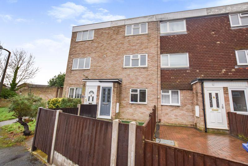 Parry Close, StanfordLeHope 2 bed for sale £240,000