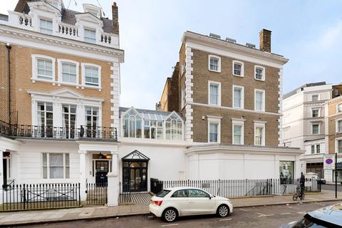2 bedroom flat for sale - Cranley Place South Kensington SW7