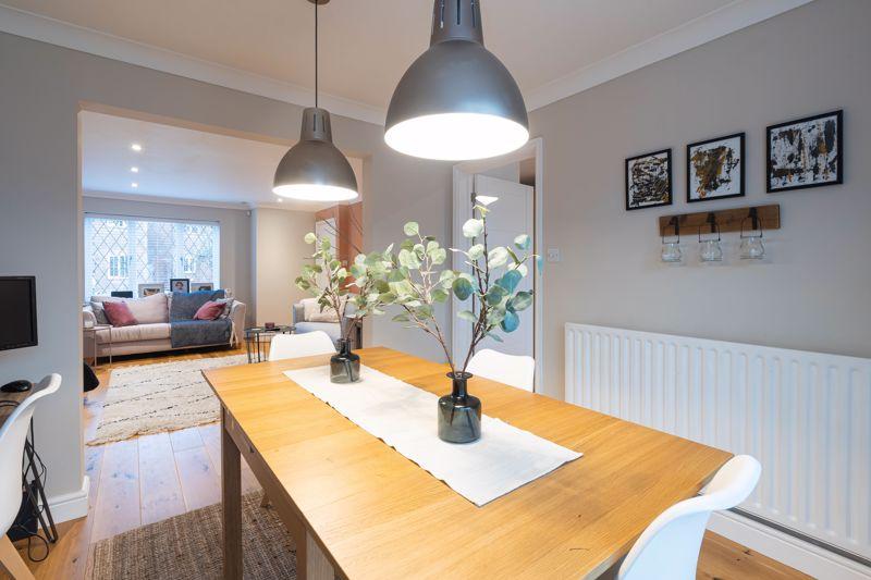 Ravencroft, Bicester 3 bed detached house for sale £450,000