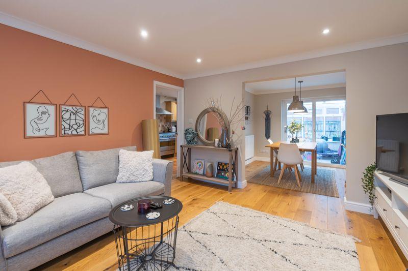 Ravencroft, Bicester 3 bed detached house for sale £450,000