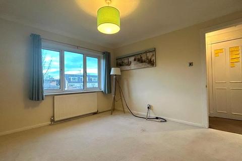 2 bedroom apartment to rent, Goughs Meadow, Sandhurst, Berkshire, GU47