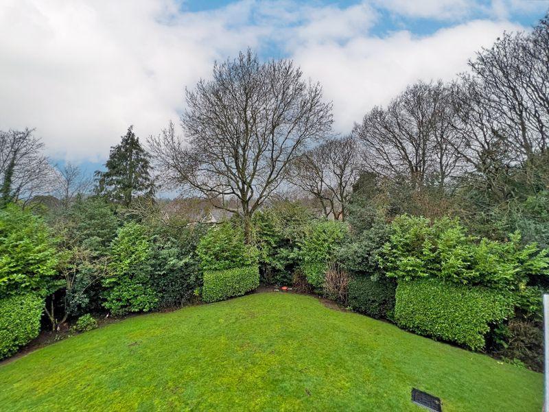 Beechwood Court, TETTENHALL 2 bed apartment for sale £115,000