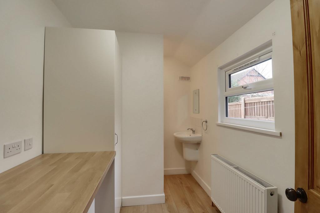 Utility Room / WC