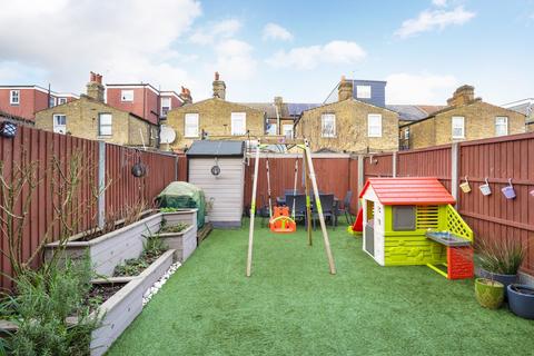 31 Popes Lane, London, W5 4NU