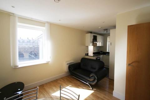 1 bedroom flat to rent - Cheshire Street, London,