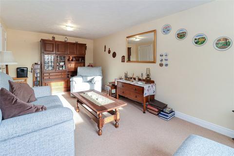 1 bedroom flat for sale - The Cloisters, Church Lane, Kings Langley, WD4