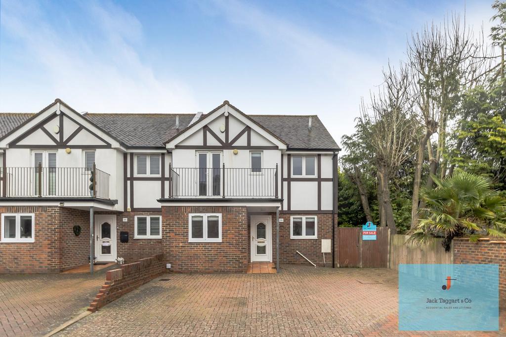 Goldstone Crescent, Hove, BN3 3 bed end of terrace house for sale £