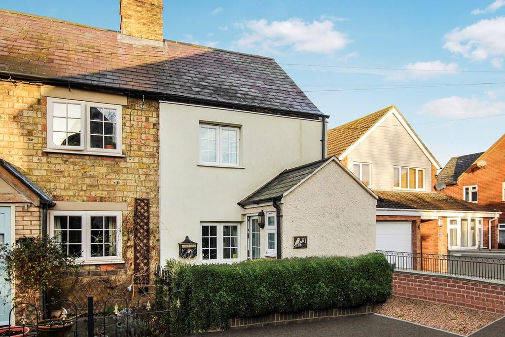 Silver End Road, Haynes, Bedford, MK45 2 bed terraced house £350,000