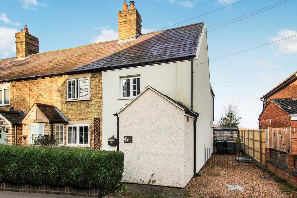 Silver End Road, Haynes, Bedford, MK45 2 bed terraced house £350,000