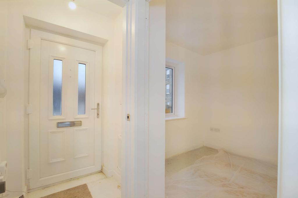 Charlestown View, Glossop, SK13 3 bed end of terrace house £208,000