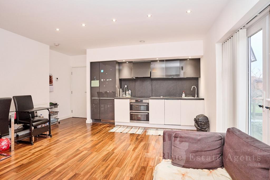 Open Plan Kitchen &amp;