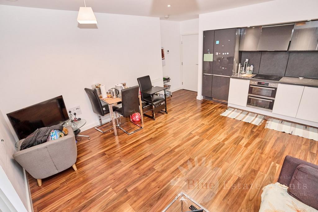 Open Plan Kitchen &amp;