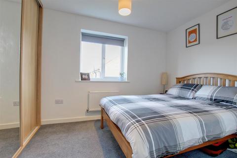 37 Avocet Close, Hornsea, HU18 1LG