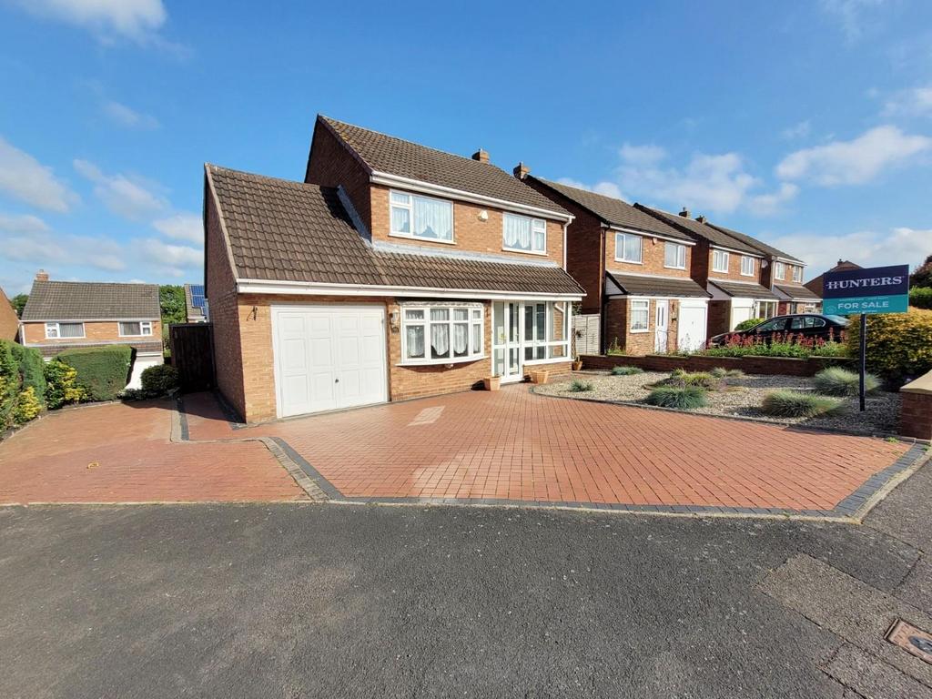 Torc Avenue, Tamworth 3 bed detached house for sale £260,000