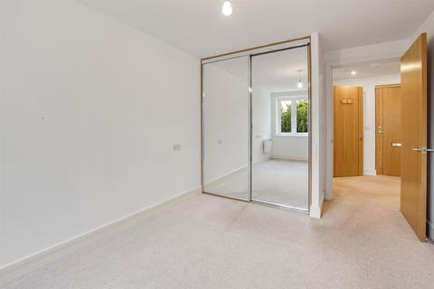 1 bedroom apartment for sale, Penlee Close, Edenbridge