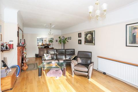 49 Cedar Road, Watford, WD19 4QP