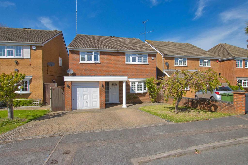 Nicholas Road, Elstree 4 bed detached house £1,100,000
