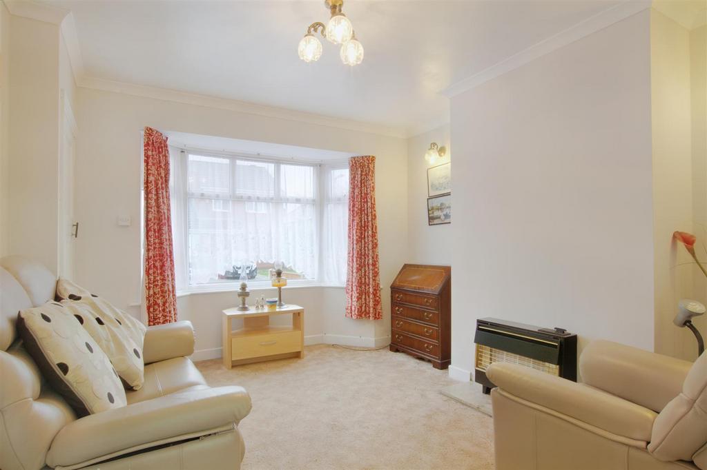 Wortley Avenue, Trowell 3 bed semidetached house £179,995