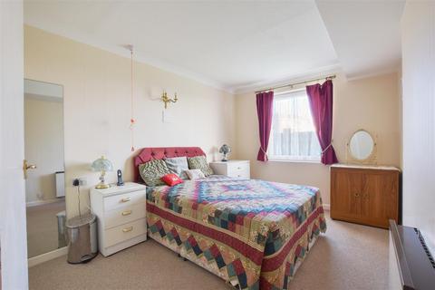 1 bedroom retirement property for sale - De La Warr Parade, Bexhill-On-Sea