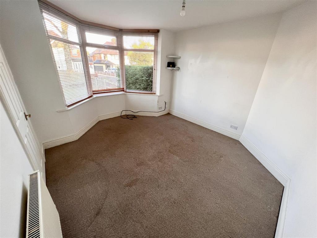 Goodrest Croft, Yardley Wood, Birmingham 3 bed semidetached house £