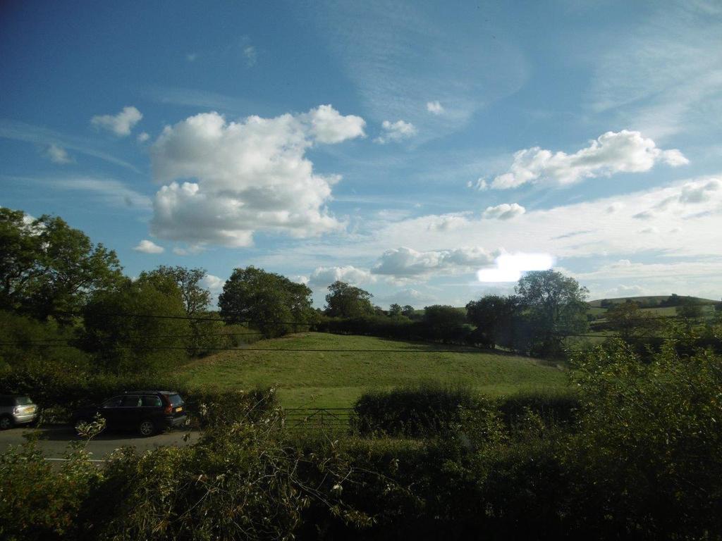 WHATBOROUGH FARM COTTAGE, TILTON ON... 3 bed detached house £1,000