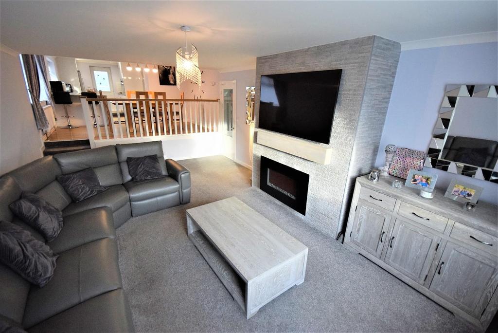 Eastfield, Peterlee, County Durham... 5 bed house £305,000