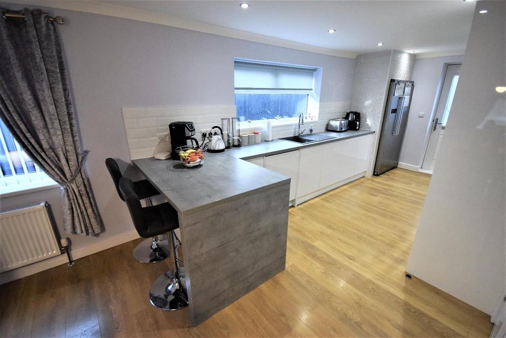 Dining Kitchen